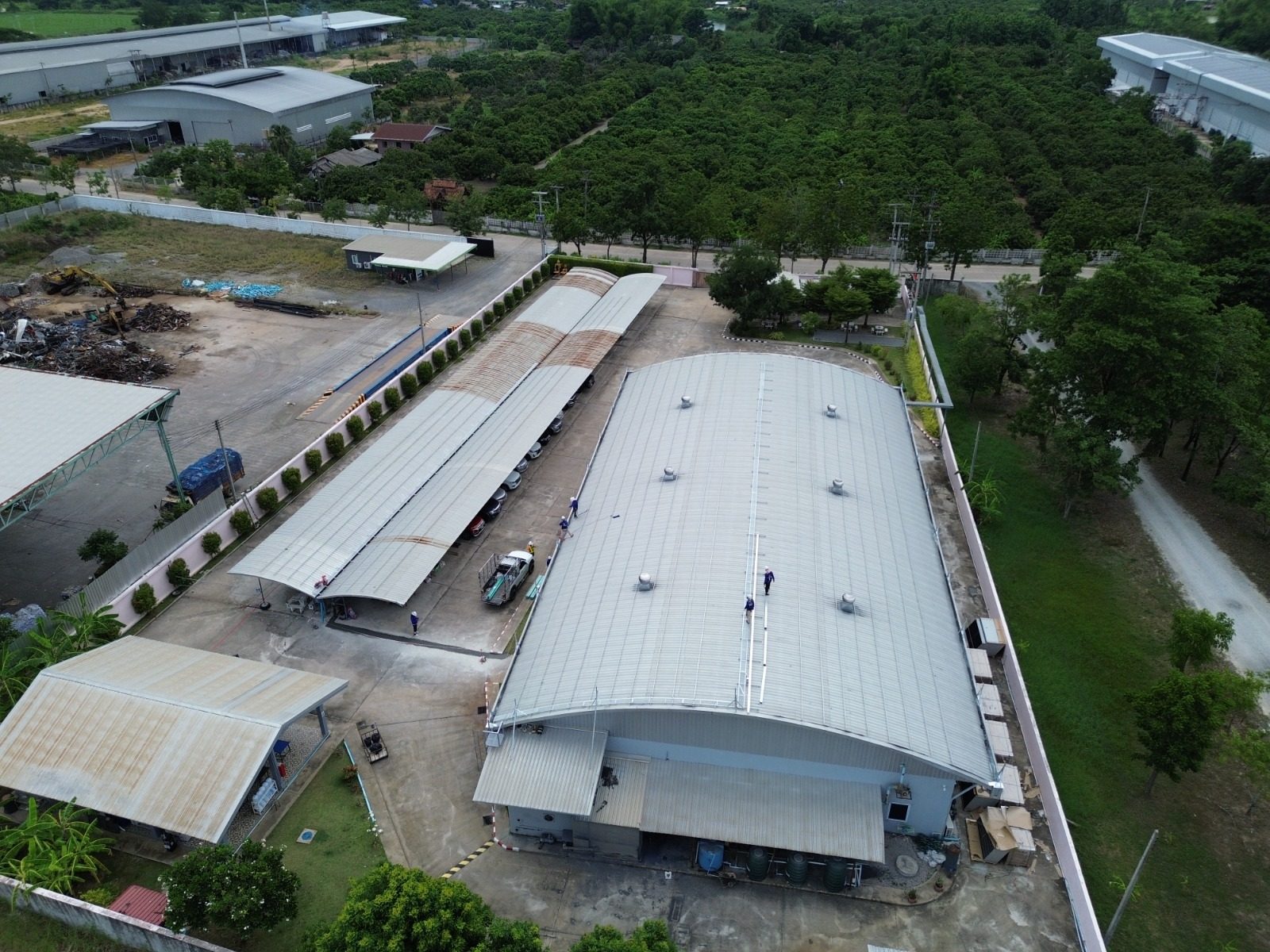 Aerial view of the RGA factory roof before the solar installation began