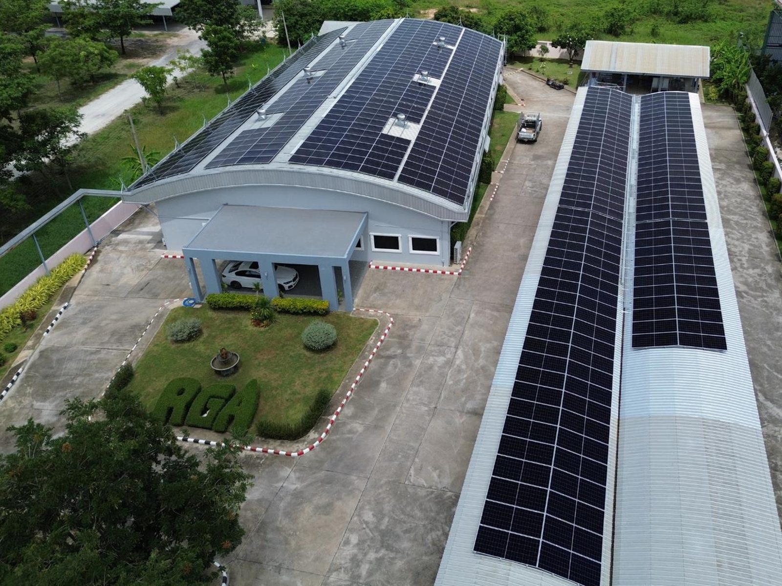 Wide aerial of the RGA manufacture with completed rooftop solar